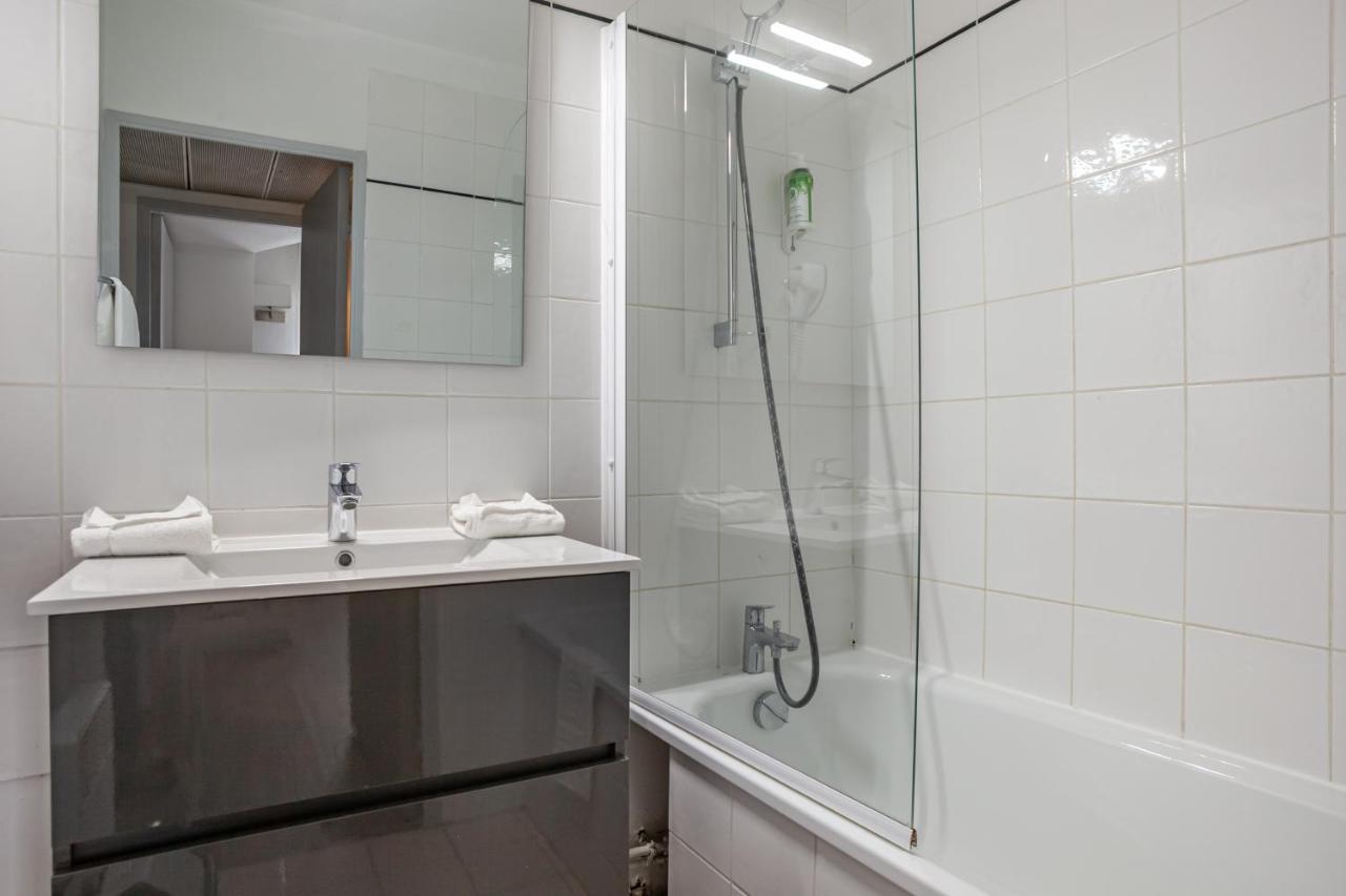 Studio - 1 to 2 persons,1206168022:JPEG