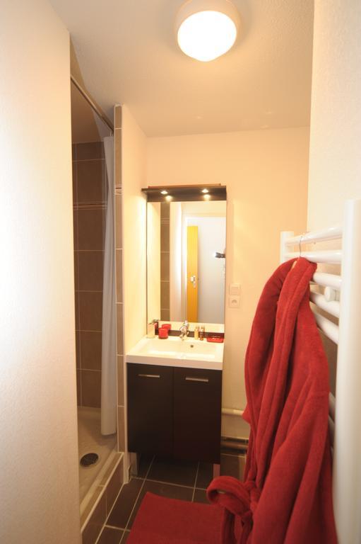 Studio Apartment (2 Adults)