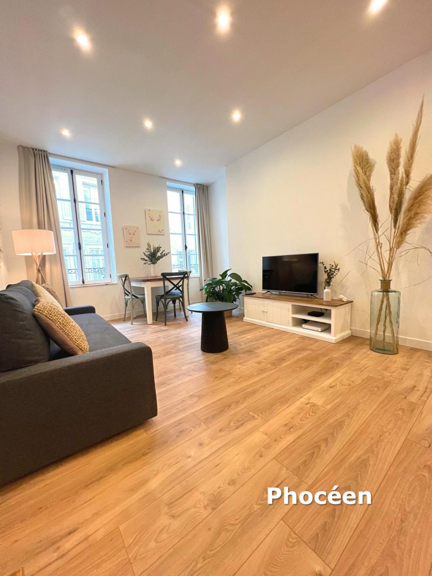 One-Bedroom Deluxe Apartment,1602972149:JPEG