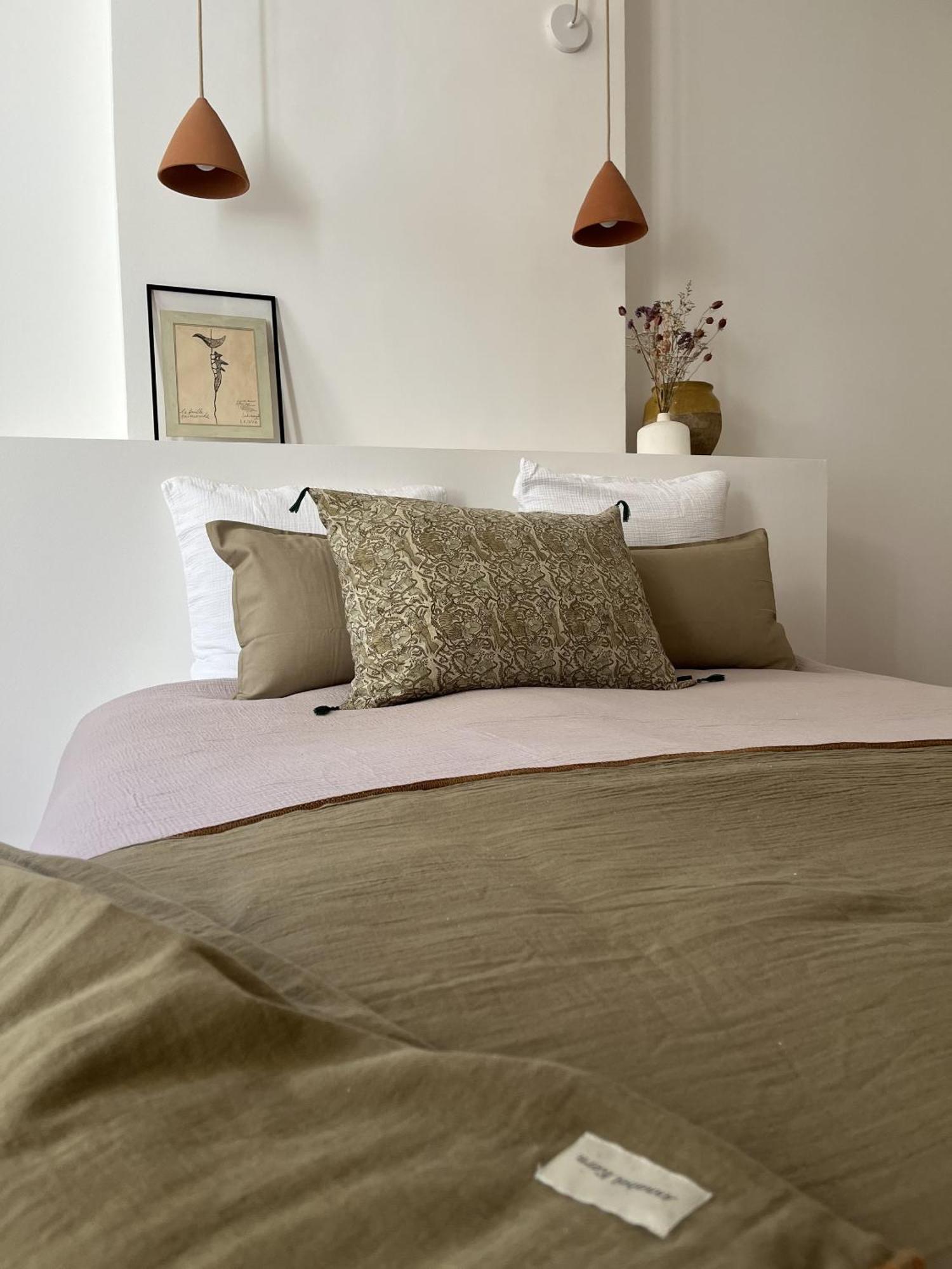 Small Double Room,1635978594:JPEG