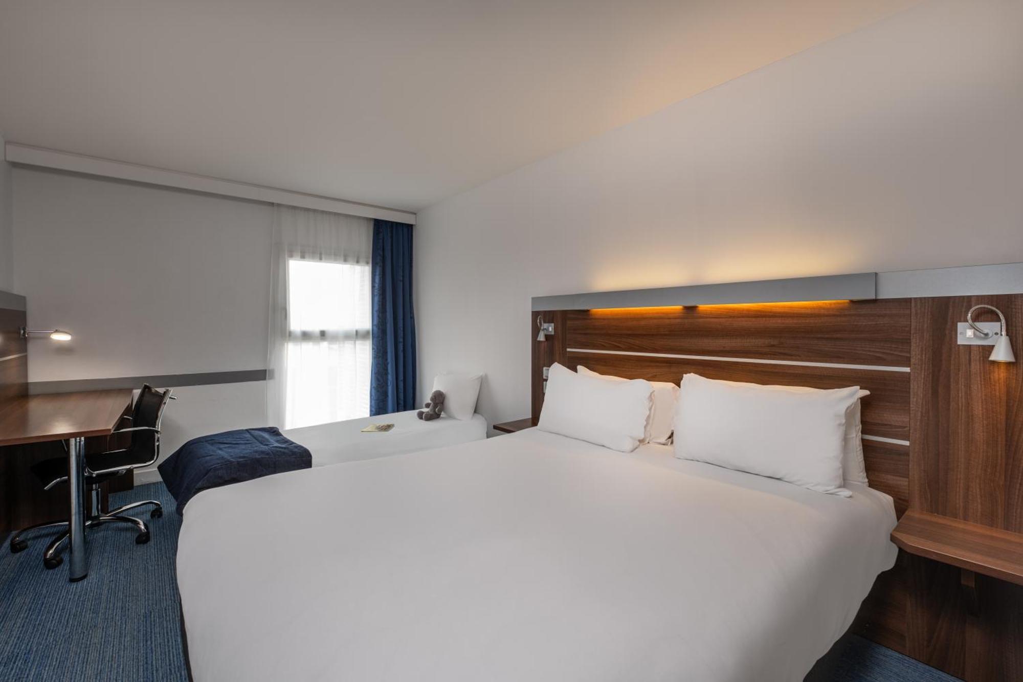 Standard Double Room Sofa Bed,1659462451:JPEG