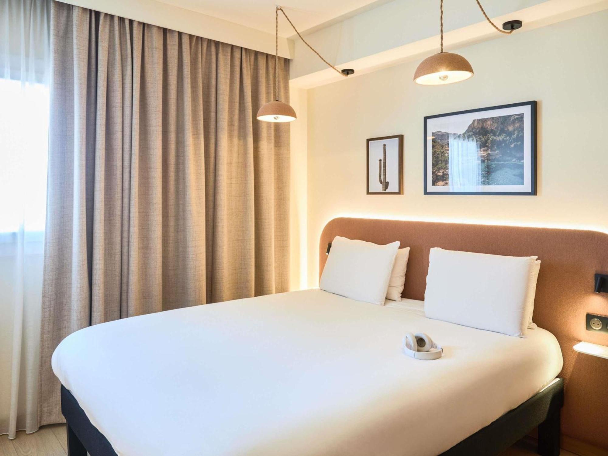 Standard Double Room,1705559866:JPEG