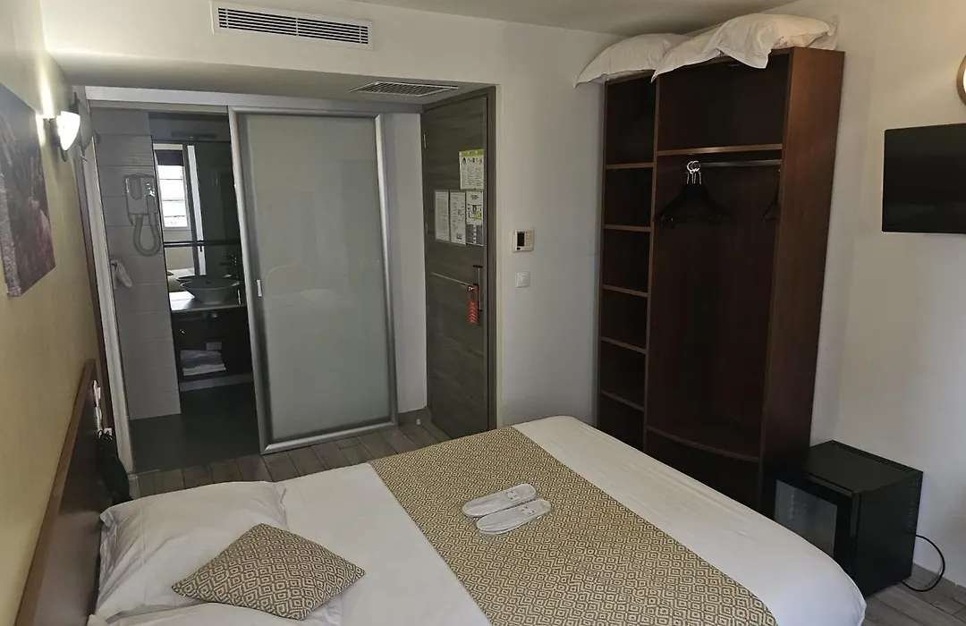 Massilia hôtel-1