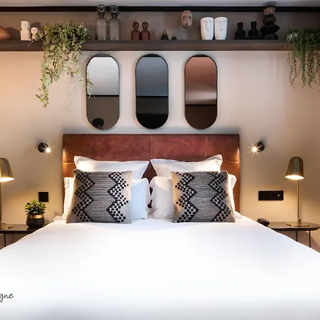Maisons Du Monde Hotel & Suites - Marseille Vieux Port-2
