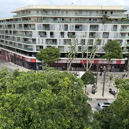 Hotel Du Pharo-3