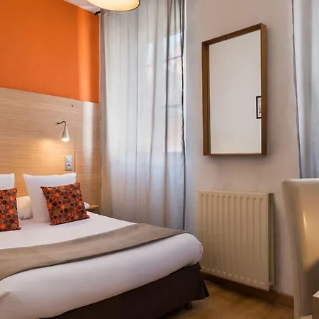 Hotel Edmond Rostand-2