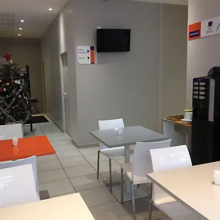 Montempo Apparthotel Marseille Centre Euromed-2