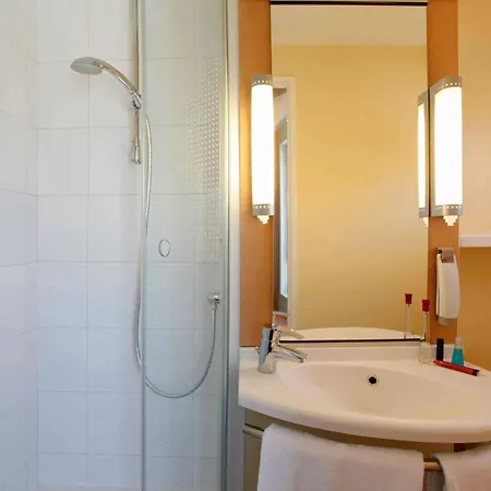 Ibis Marseille Centre Gare Saint Charles-3