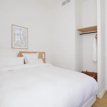 The Babel Community Hotel - Vieux Port-3