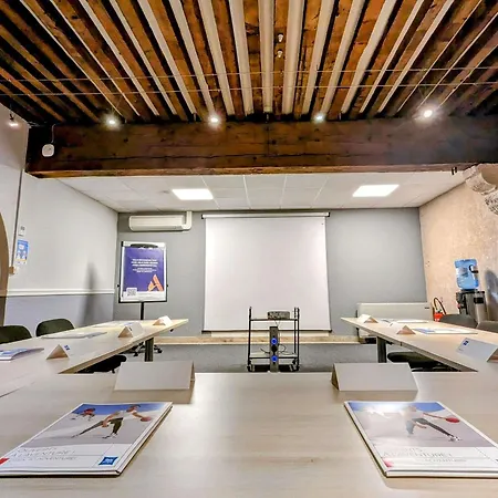 Ibis Budget Marseille Vieux Port-2