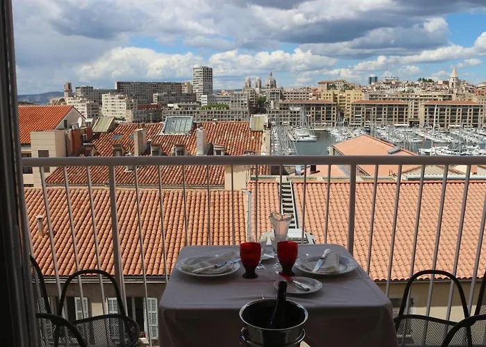 Suite Privee Du Balcon Du Vieux Port Marseille