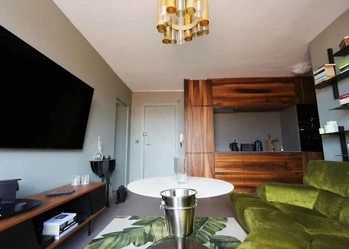 Suite Privee Du Balcon Du Vieux Port Marseille