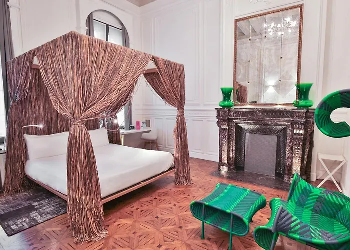 Marseille Dog Friendly Lodging and Hotels