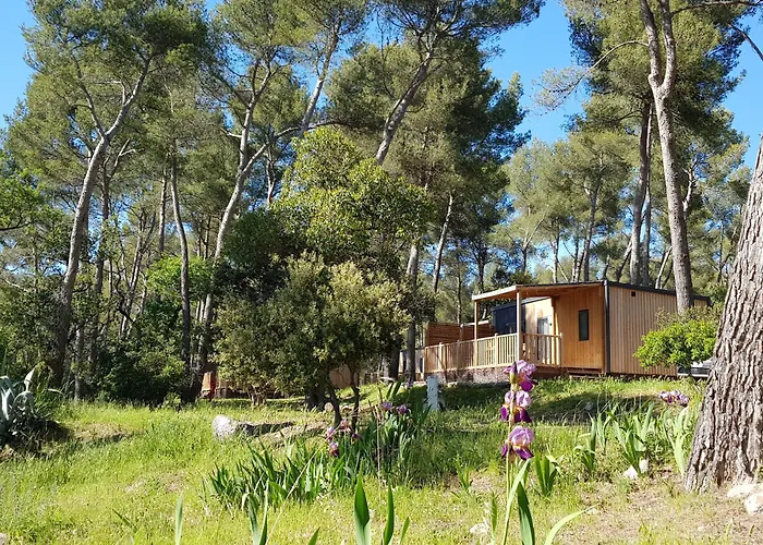 Youcamp Village - Marseille Provence