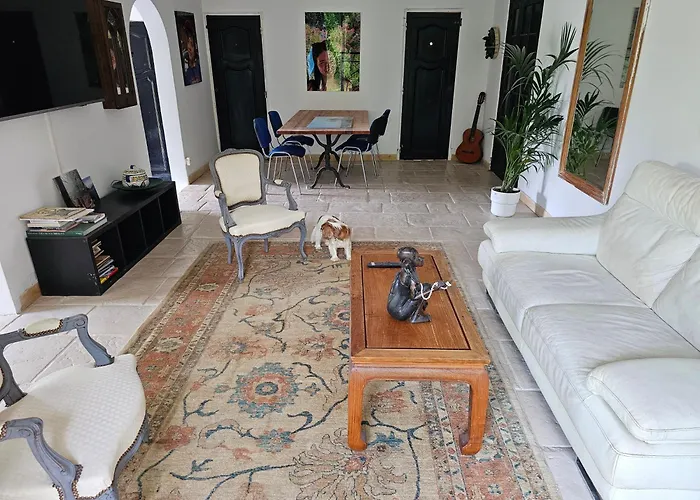 Villa Boulou