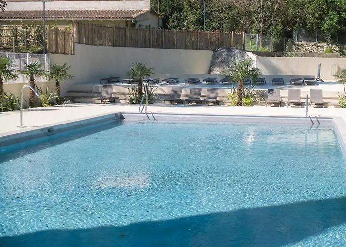 Camping De La Vallee Heureuse