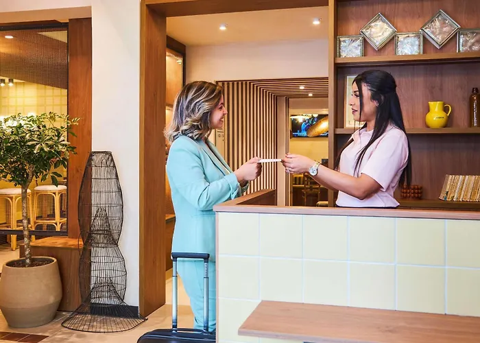 Greet Hotel Marseille Parc Chanot Velodrome