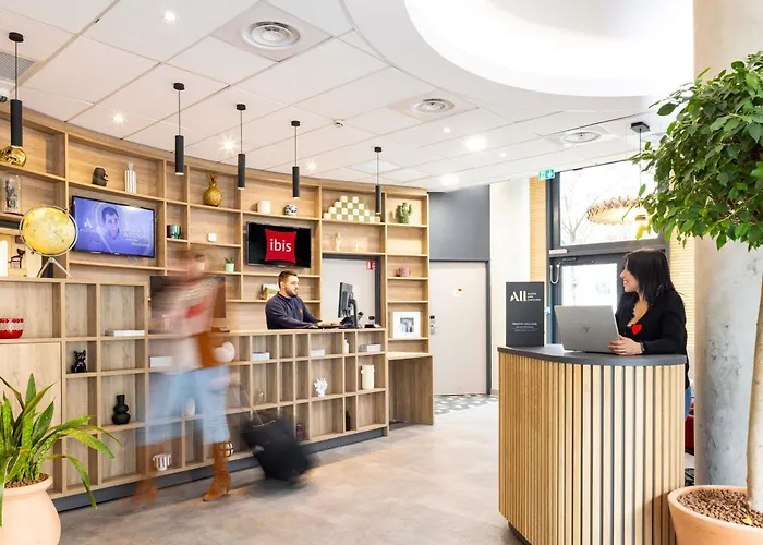 Ibis Marseille Centre Euromed Hotel