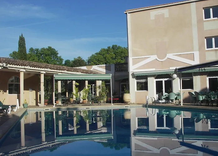Le Cesar Hotel Plan-de-Cuques